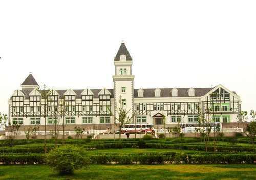 在中世紀(jì),莊園并非理想的經(jīng)濟(jì)方式