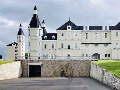 黑龍江伊春,越橘莊園酒堡